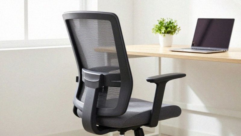 Jak ergonomia siedzenia wpływa na kręgosłup?