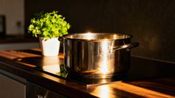 Jak wyczyścić garnki ze stali nierdzewnej? Skuteczne metody i porady